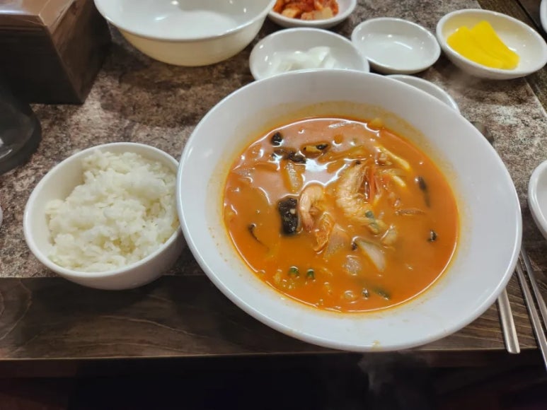 홍이짬뽕 이미지