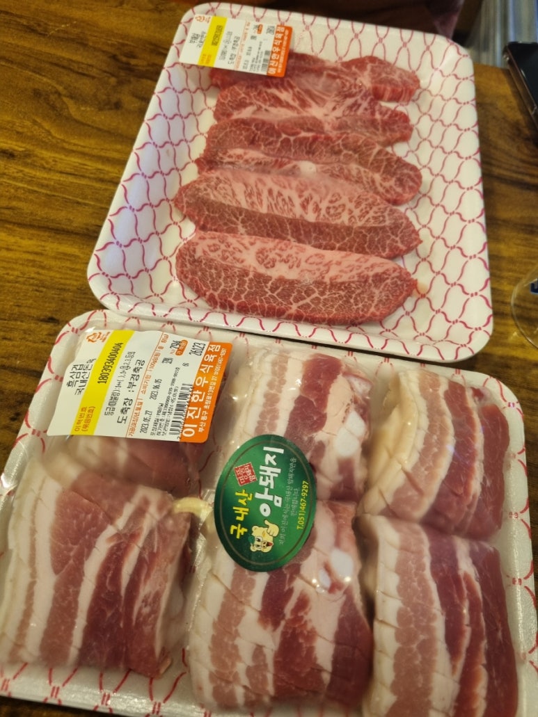 이진한우참숯 이미지