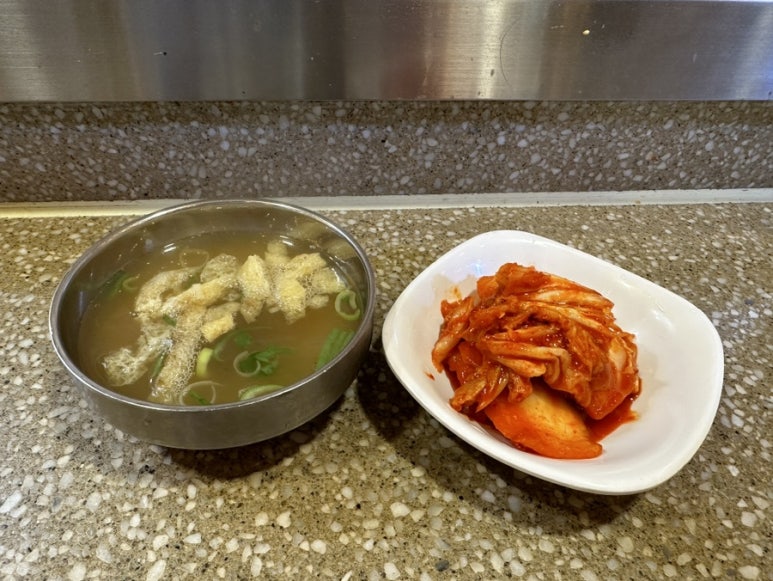 옥이네 국수집 이미지