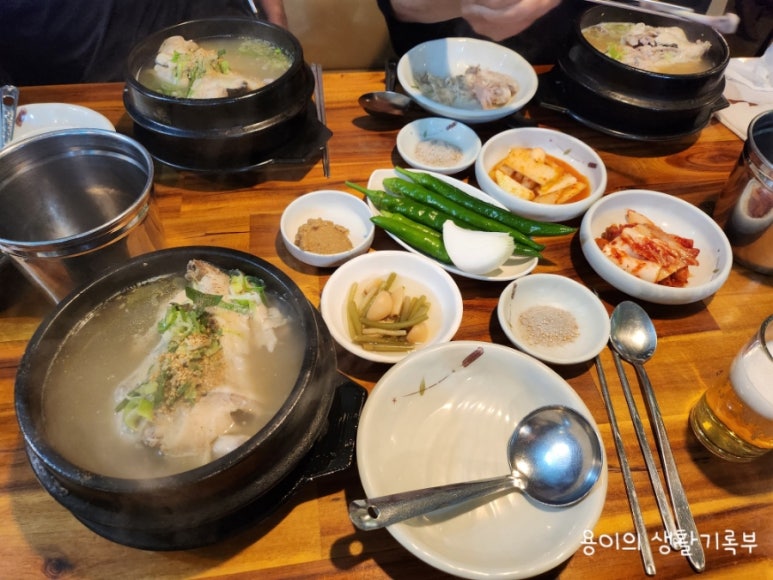 이조삼계탕 이미지