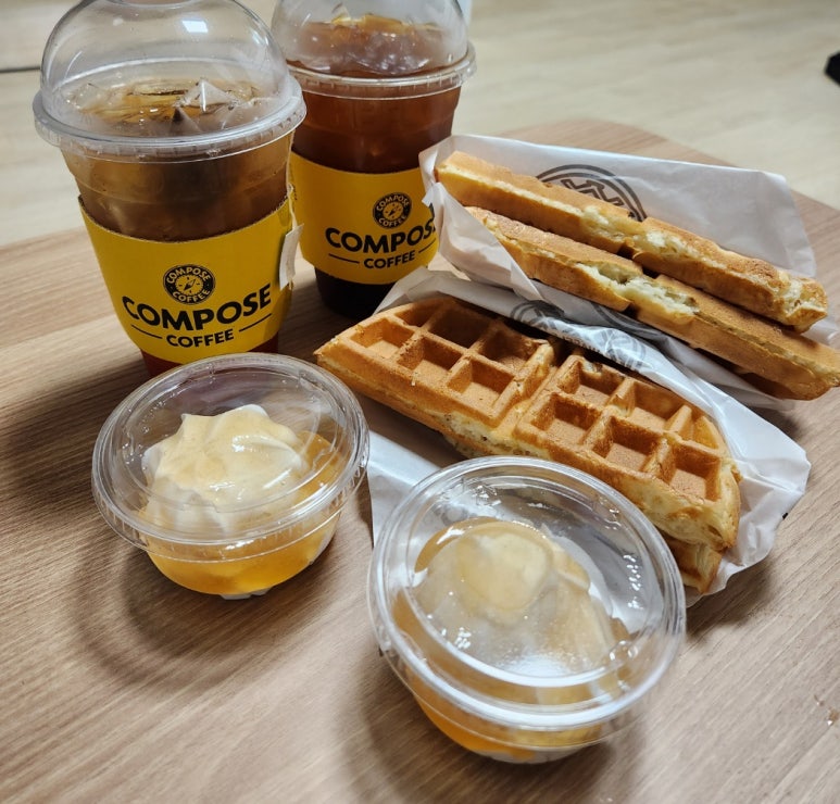 컴포즈커피 안양관양시장점 이미지