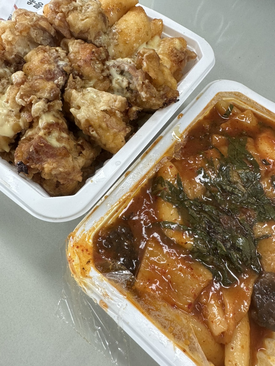 팔팔쌈닭 이미지