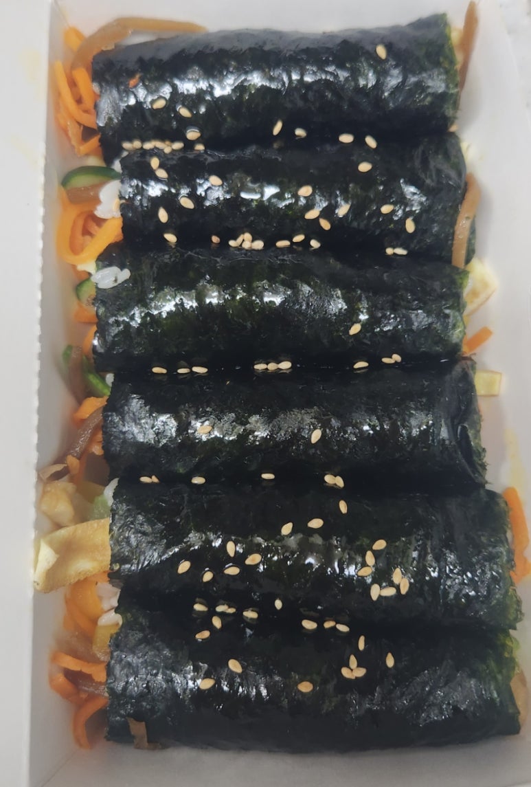 원조한입쏘옥김밥 이미지
