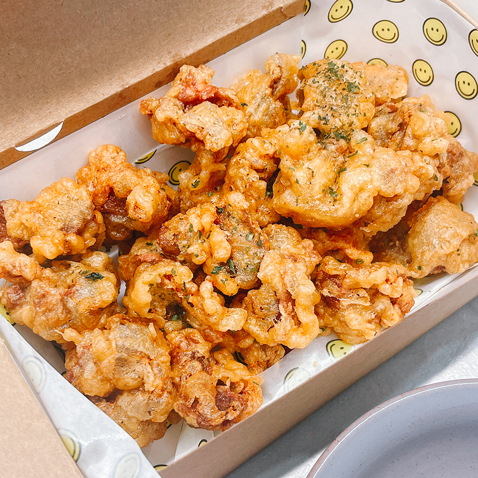 대롱이숯불두마리치킨 이미지