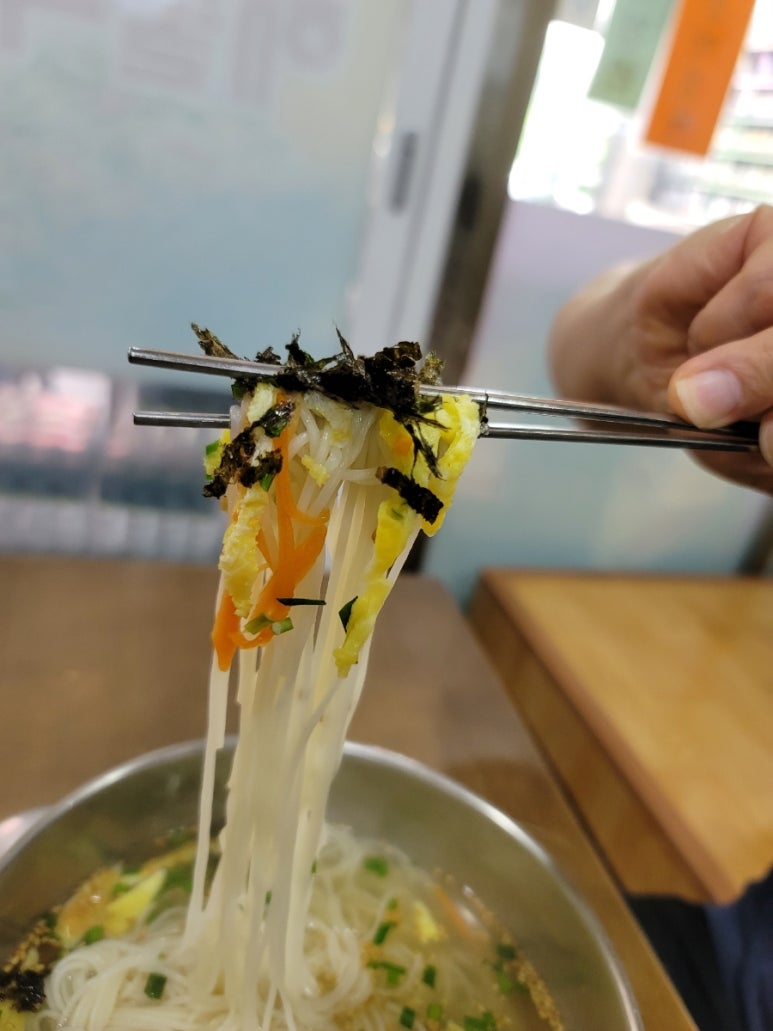 돌하르방국수 이미지