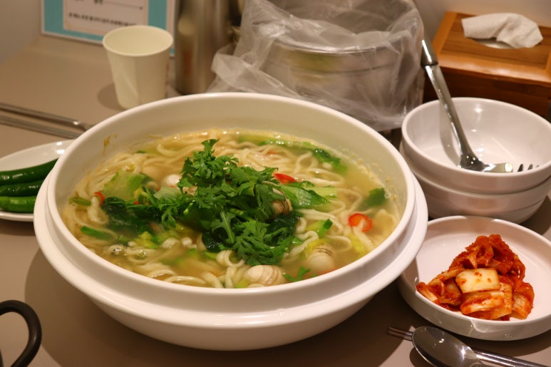 조조칼국수 이미지