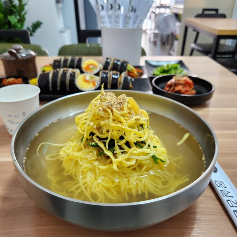 몽실국수 이미지