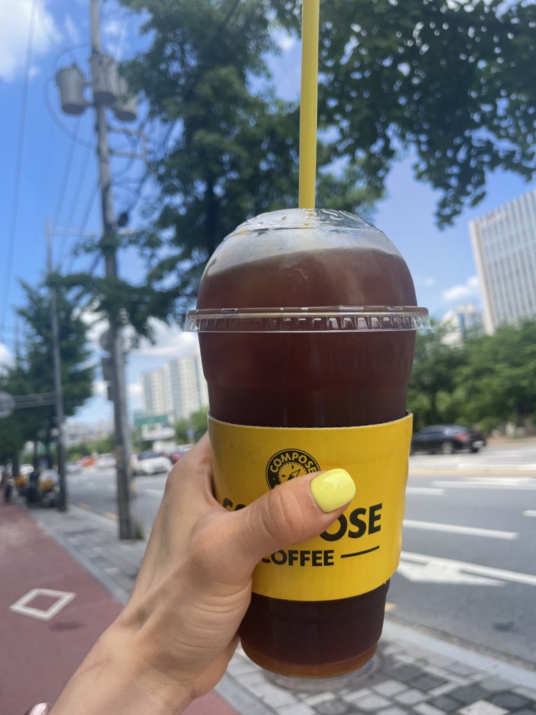 컴포즈커피상일 이미지
