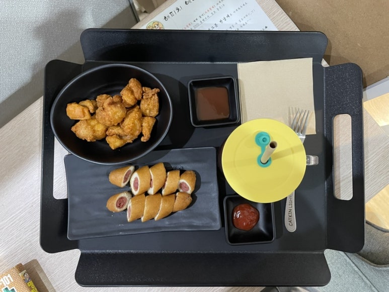 해피치만화카페 이미지
