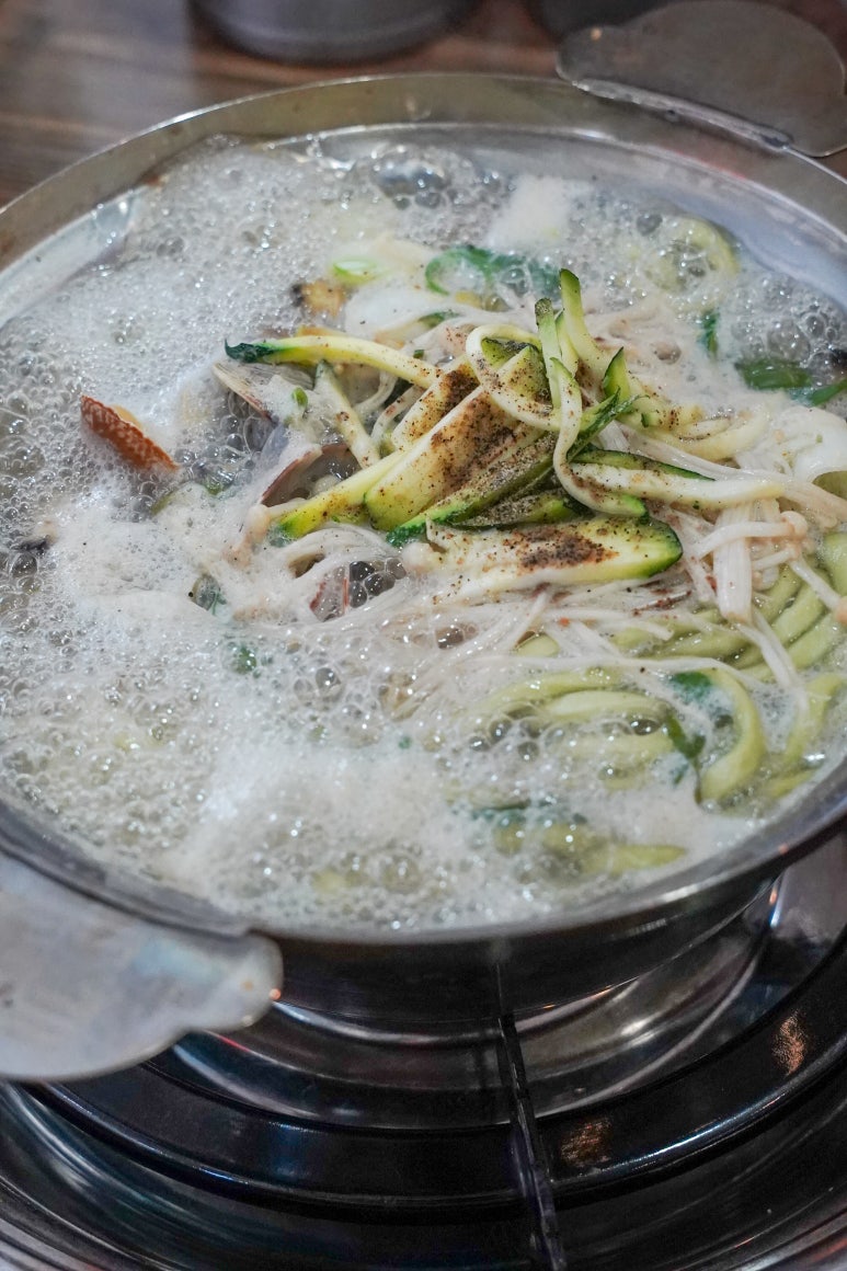 철수네뽕잎칼국수 이미지