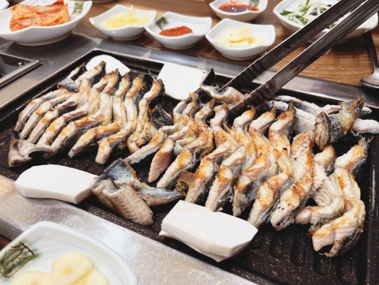 천지민물장어 이미지