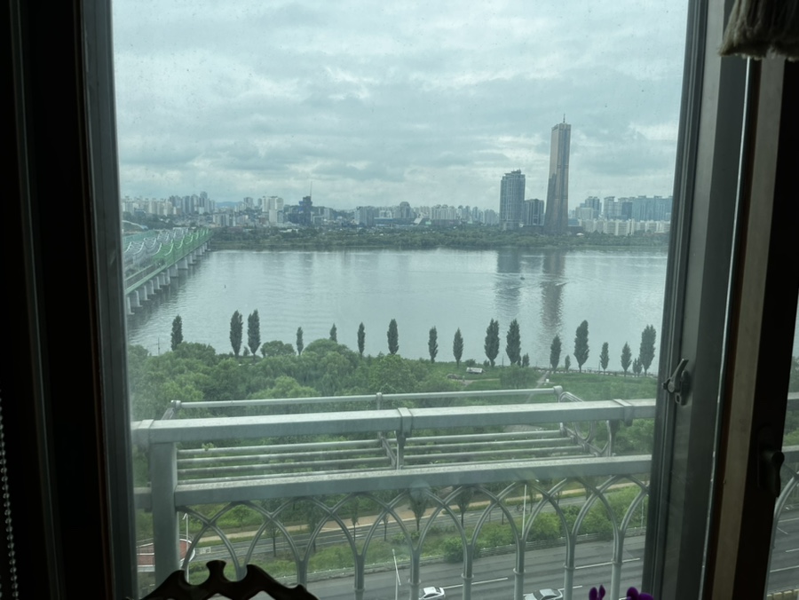 맘스터치지축점 이미지