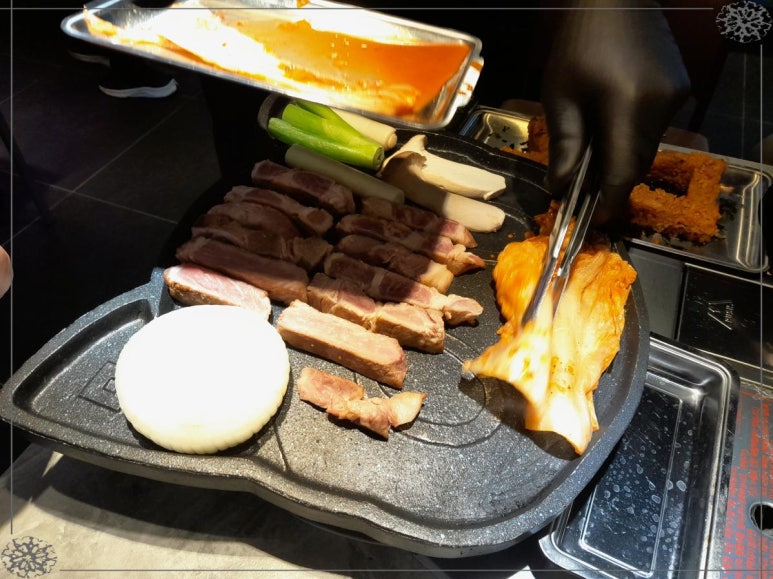 고기뭉치 이미지