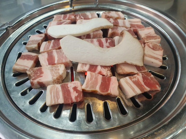 소마볏짚삼겹살 이미지