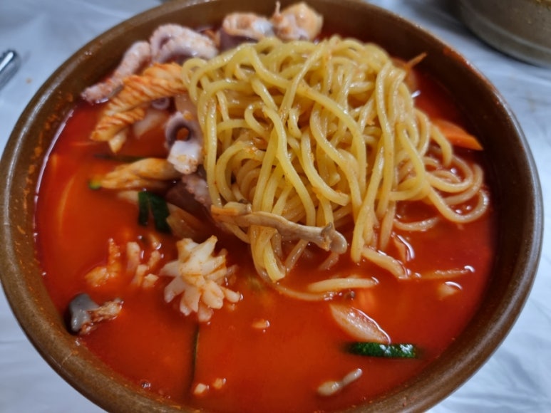 황궁쟁반짜장 이미지
