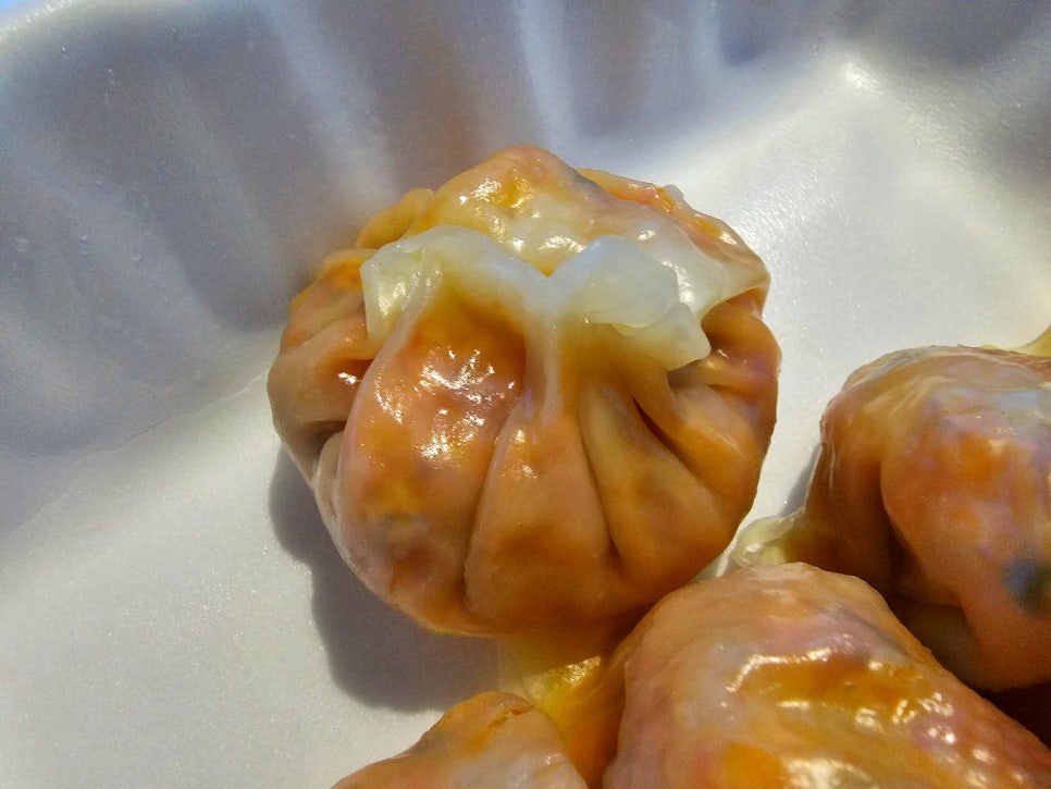 거대한맛기똥찬손만두 이미지