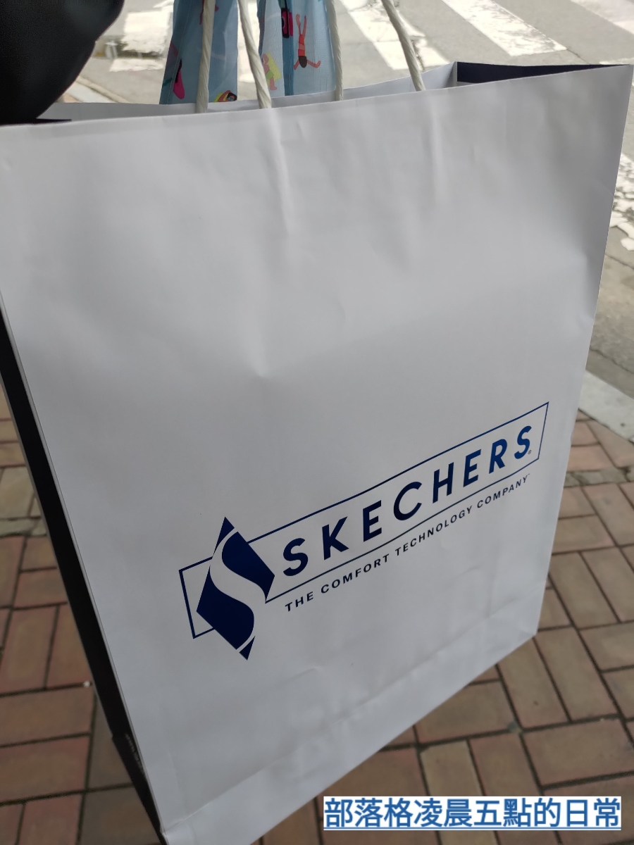 스케쳐스익산 이미지
