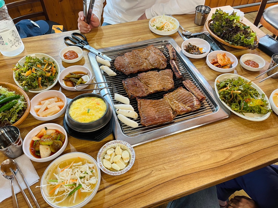 항아리숯불갈비 이미지