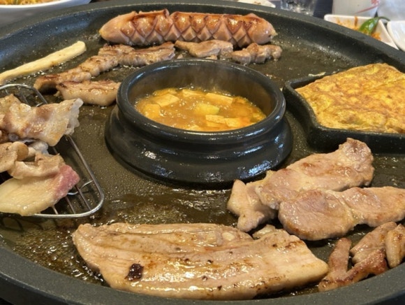 동창삼겹살앤쭈꾸미 관저점 이미지