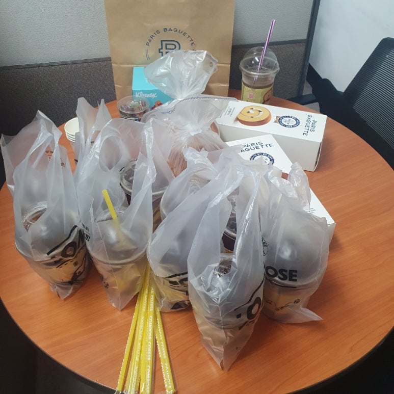 컴포즈커피 범계역점 이미지