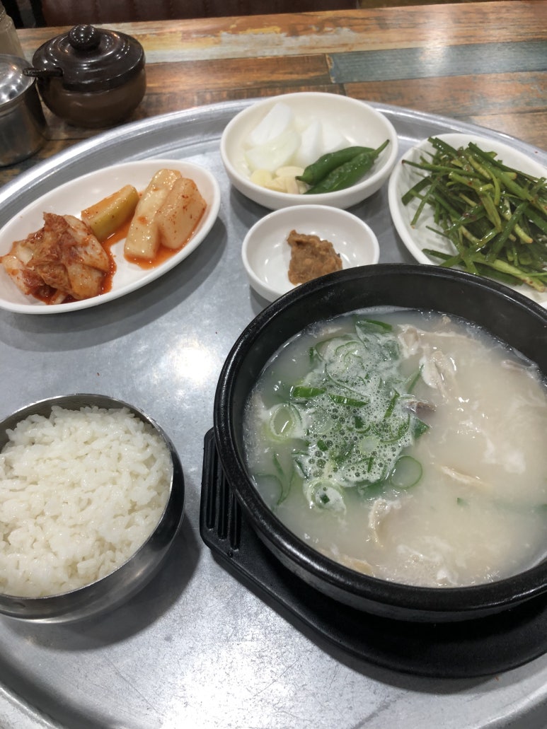 대경돼지국밥 이미지