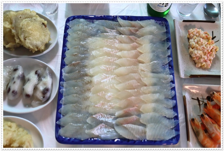 사계절횟집 이미지