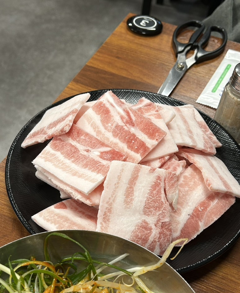냉삼골목집 이미지