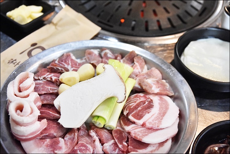 청춘고기 이미지