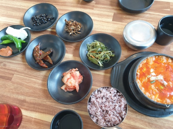 윤씨네반점 이미지