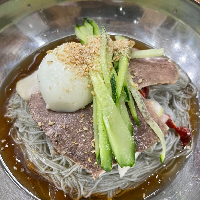함흥냉면 이미지