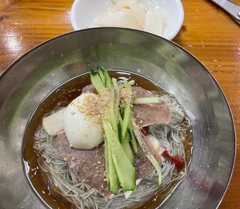 함흥냉면 이미지