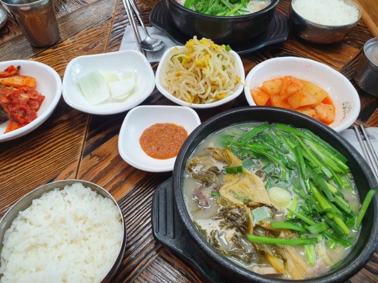 김둘레순대국 이미지