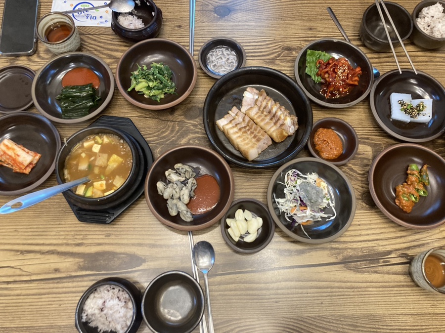 황산항아리보쌈 이미지