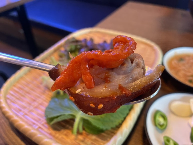 우주족발 이미지