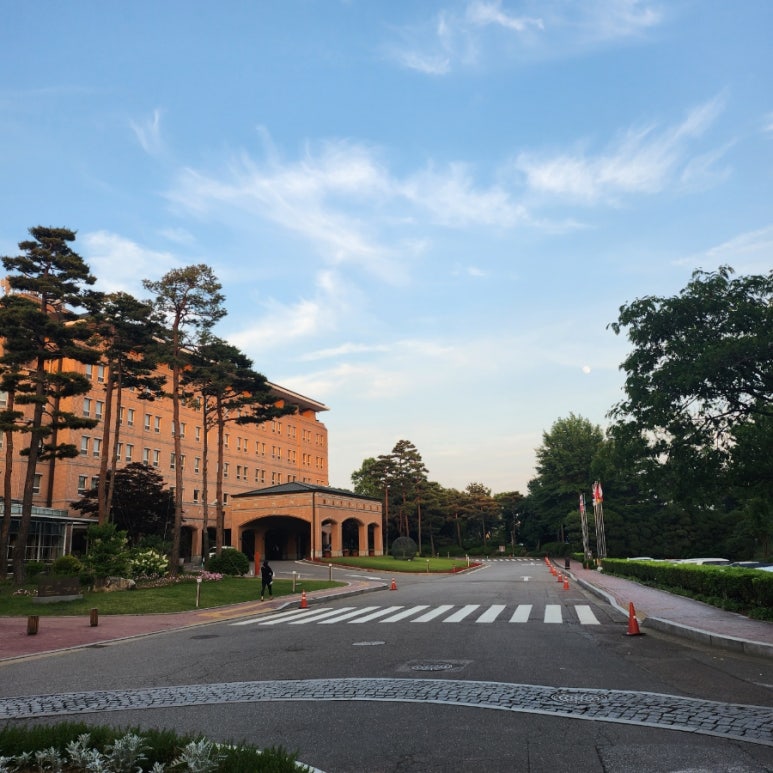 메이필드호텔 직원식당 이미지