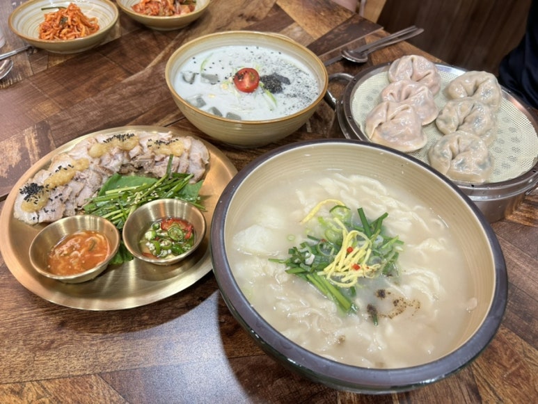 백칼국수 이미지