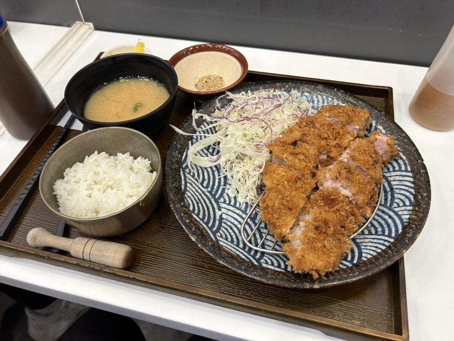 꼬숑돈카츠 이미지