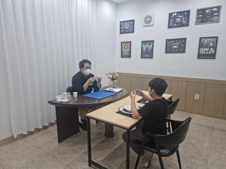 미리내마술극단.미리내마술학원 이미지