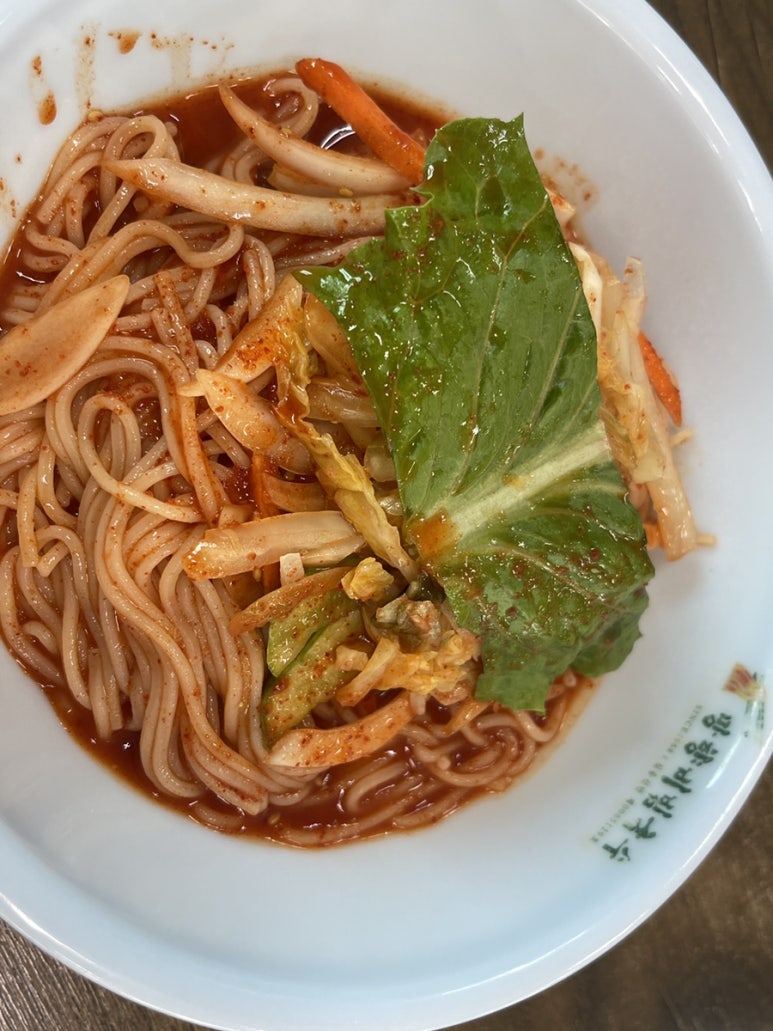 망향비빔국수 이미지