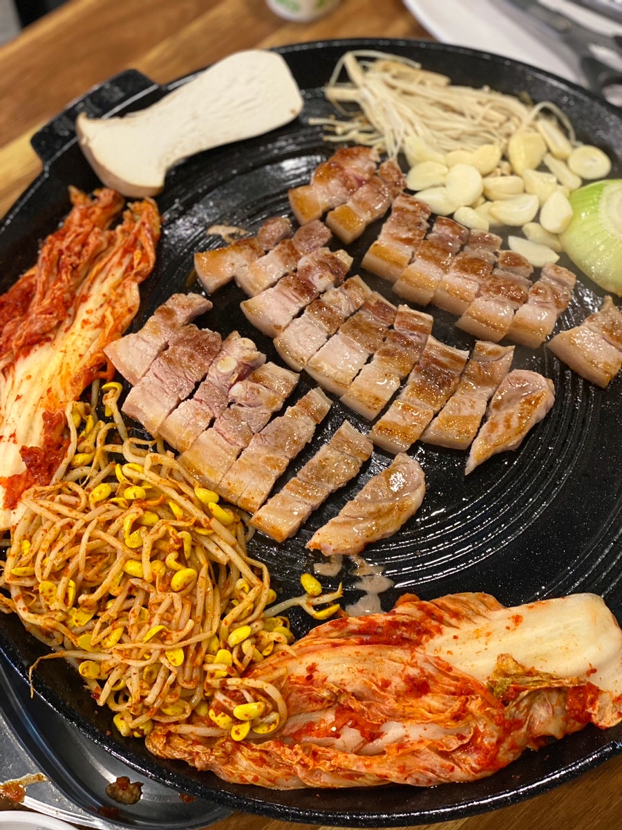 용마꽃돼지삼겹살 이미지