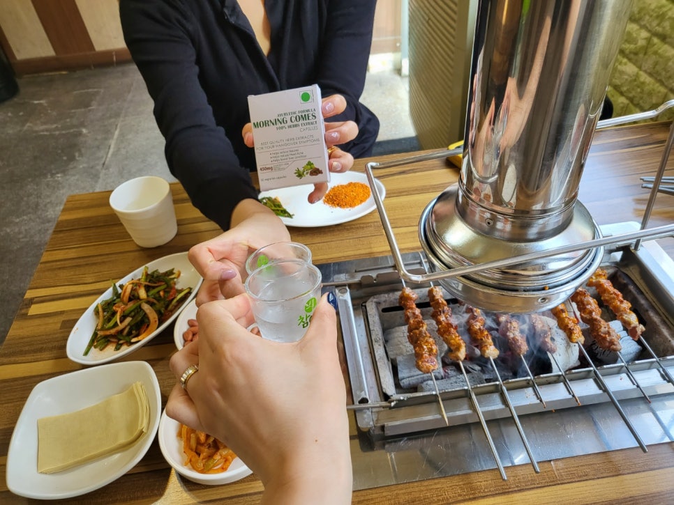 초원꼬치구이 이미지