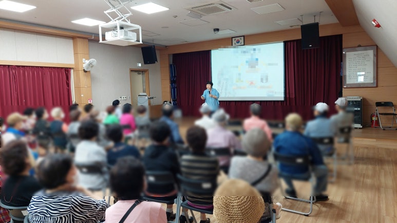 은평구립역촌노인복지관 이미지