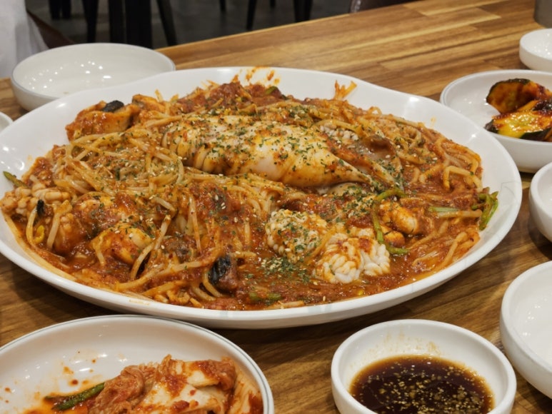 아구듬뿍 앤 알곤마니 이미지