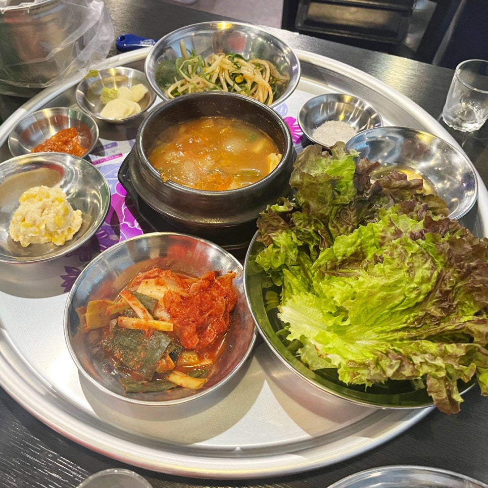 꽃돼지세겹살 이미지