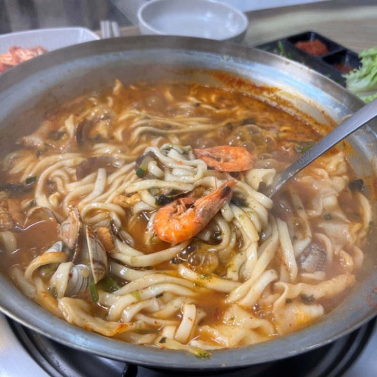 원조보쌈 이미지