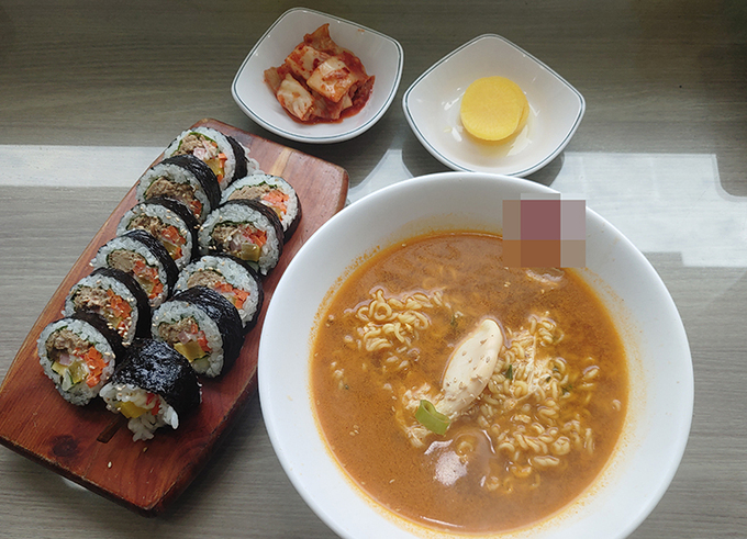 김밥한줄 이미지