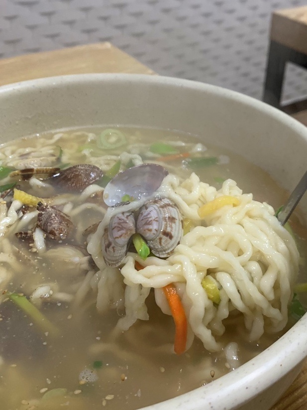 본가통채칼국수 이미지