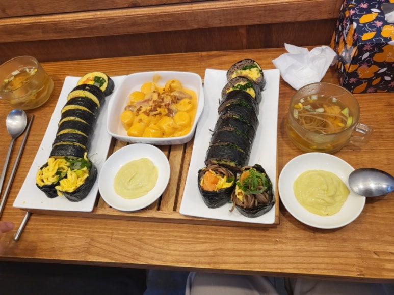 김빠압 이미지