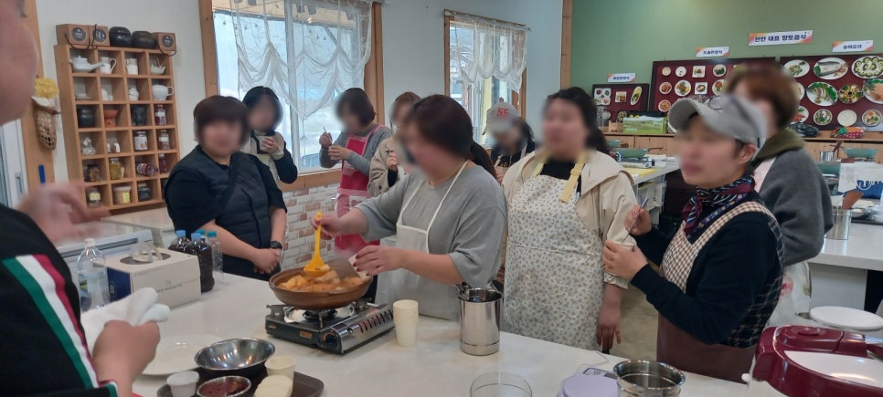 맛깔손 이미지