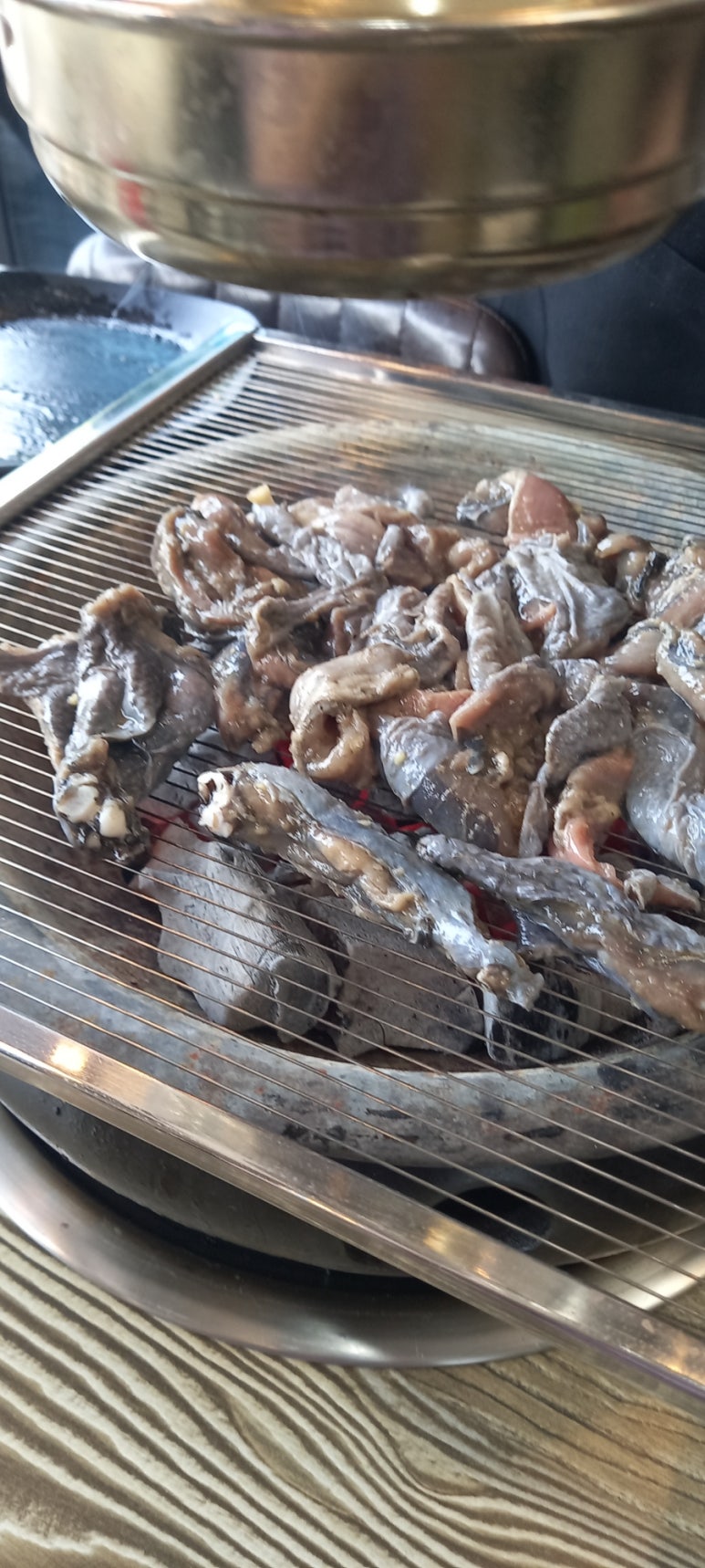 온정오골계숯불구이막국수 이미지